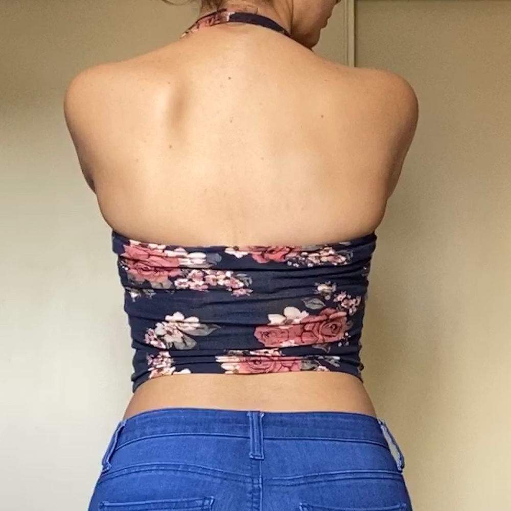 FLORAL HALTER TOP
